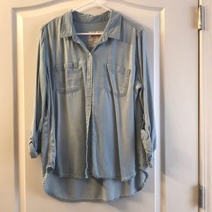 XXL light chambray button up